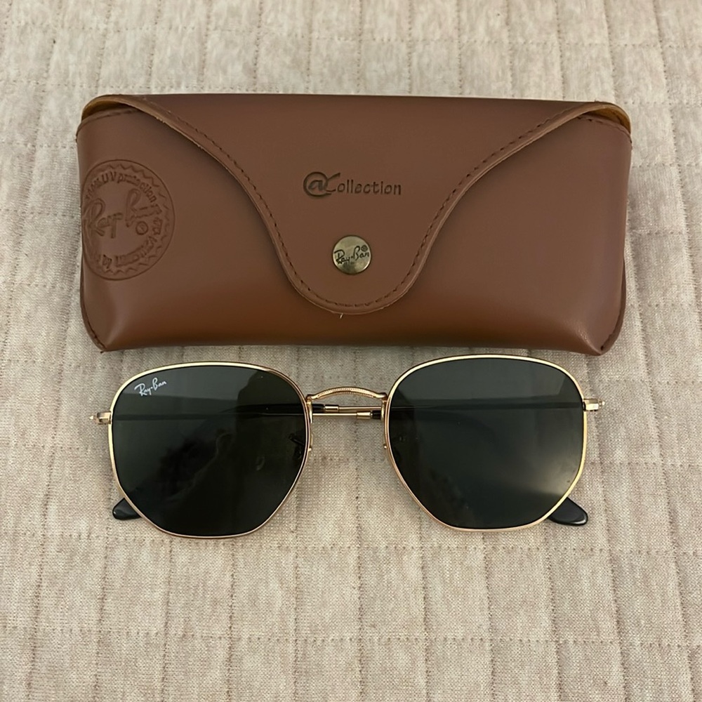 Ray-Ban Hexagonal Flat Sunglasses